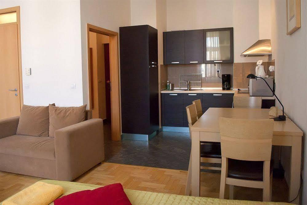 International Apartments Budapeszt Zewnętrze zdjęcie
